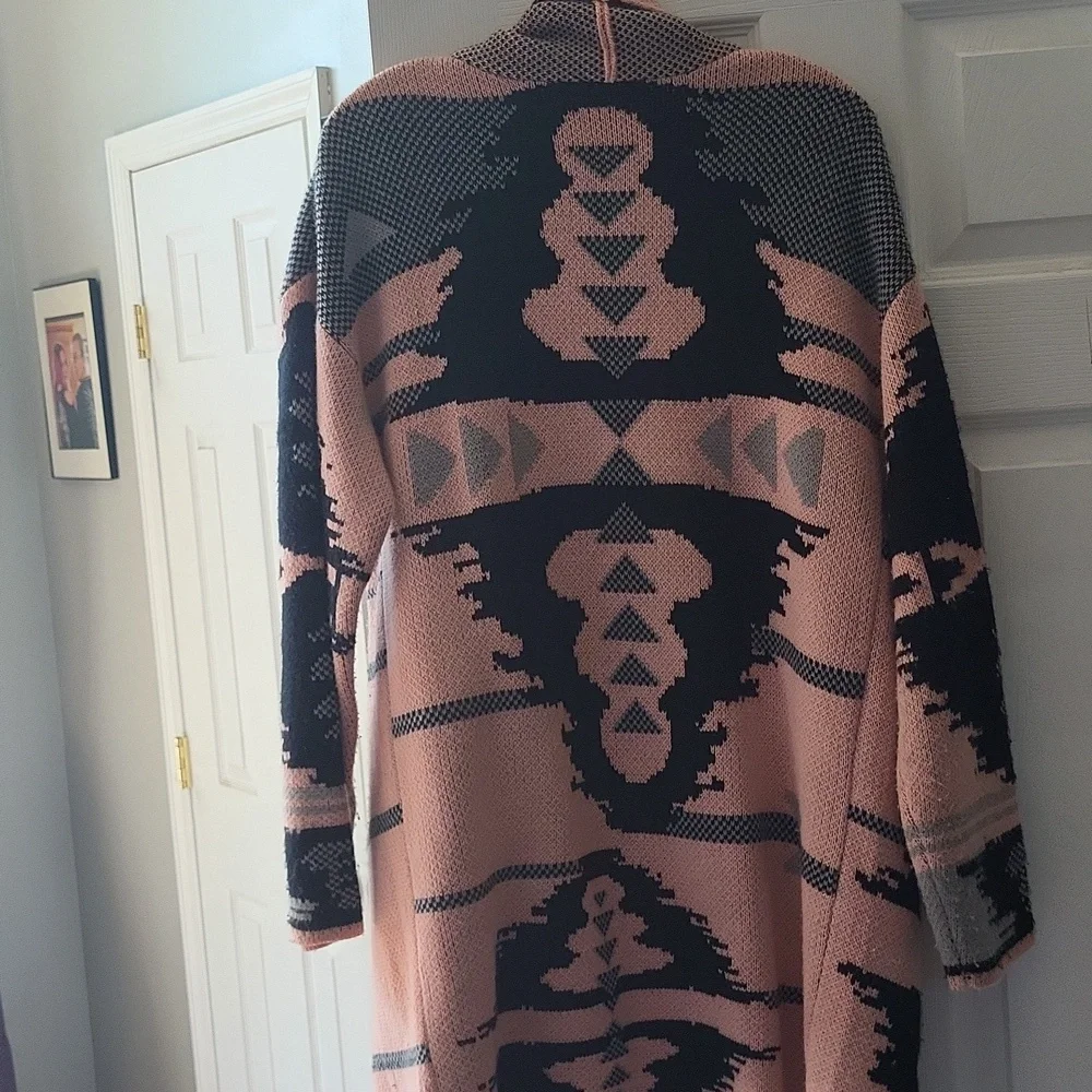 Patterned Sweater Jacket - Picture 4 of 6